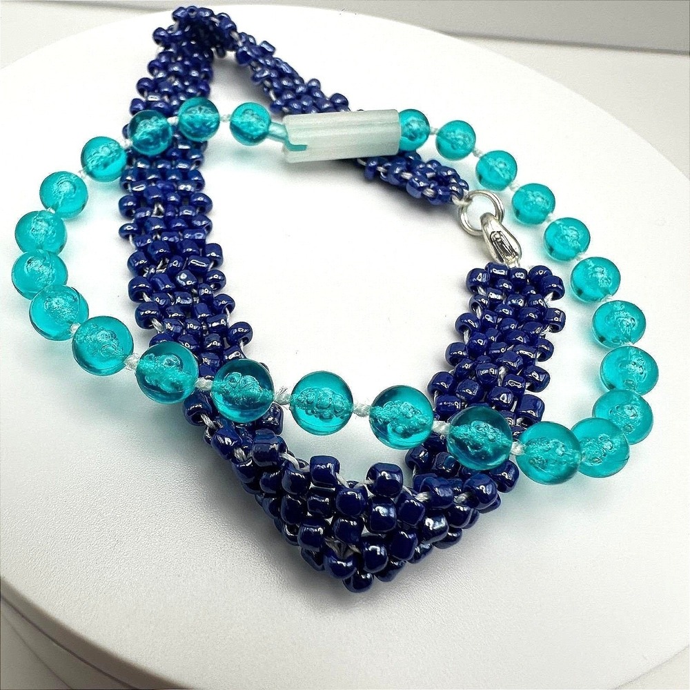 Vintage 90s Multi-Strand Navy & Aqua Blue Faceted Glass Bead Bracelet Jewelry
